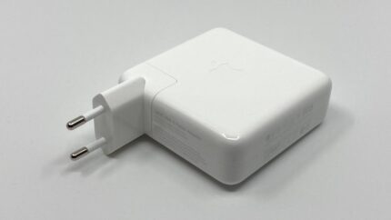 Apple C-Type 96 W Charger